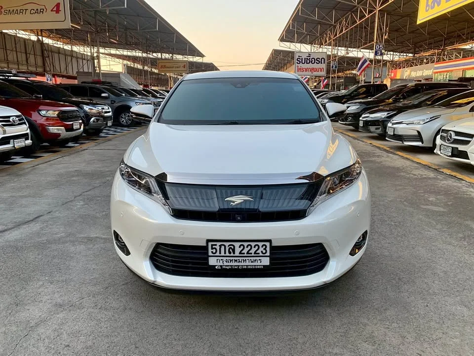 2015 Toyota Harrier III 3