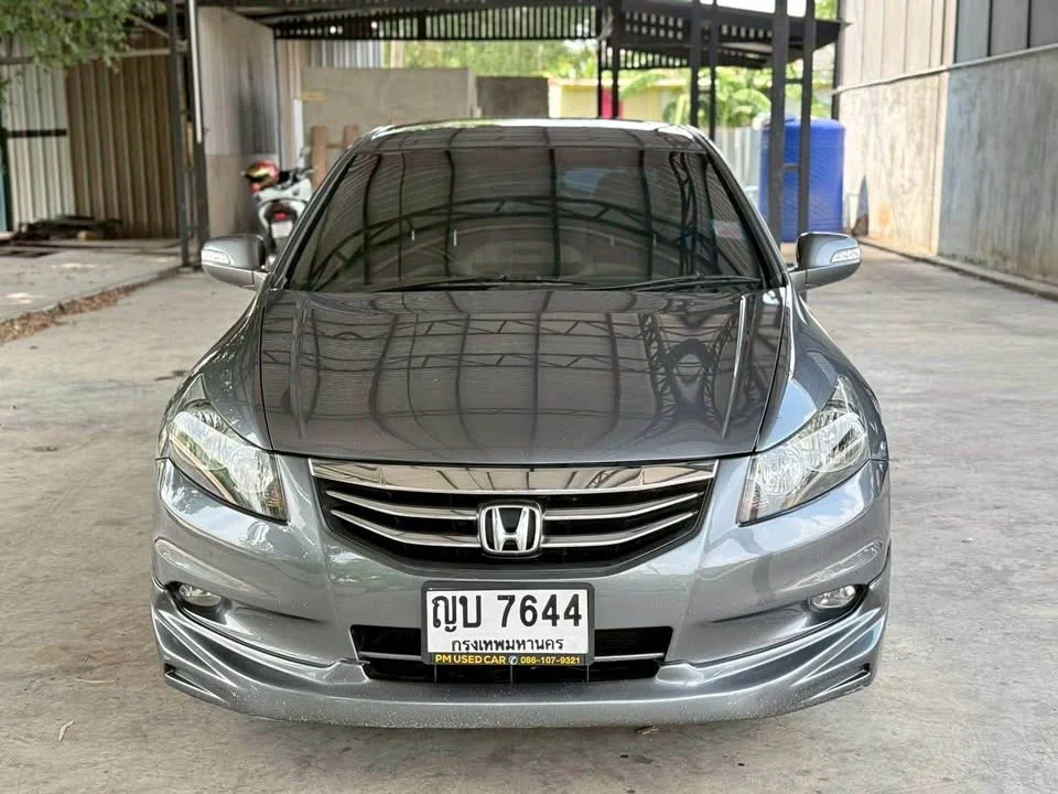 2011 Honda Odyssey III 2