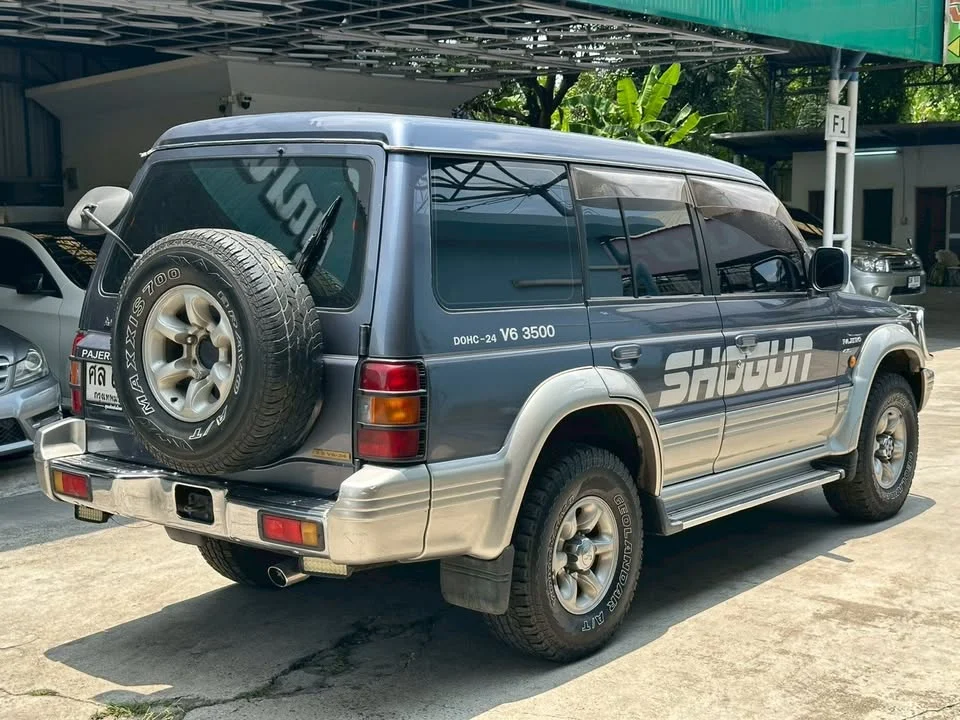 1995 Mitsubishi Pajero II 3
