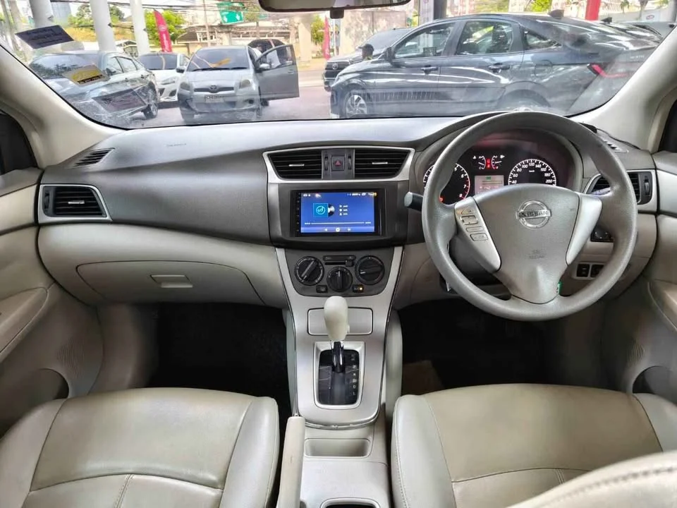 2013 Nissan Sylphy III (B17) 2
