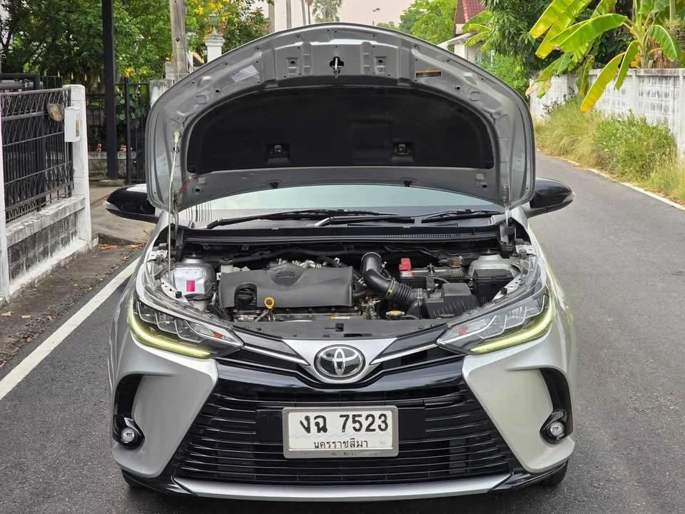 2020 Toyota Yaris ATIV III 3