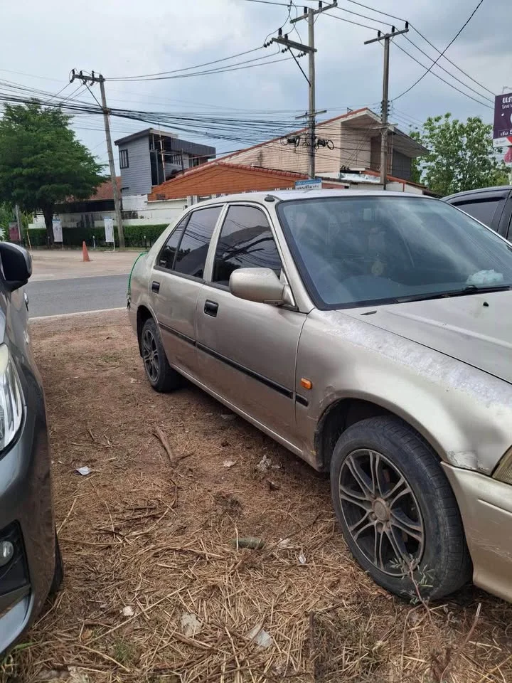1996 Honda City III 2