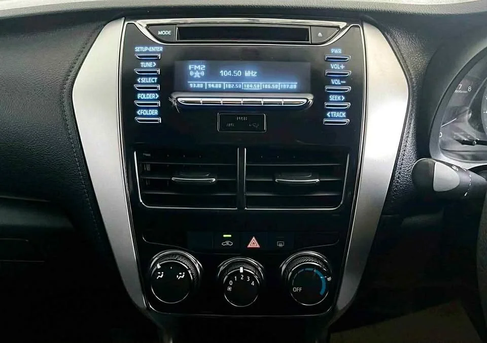 2018 Toyota Yaris ATIV III 2