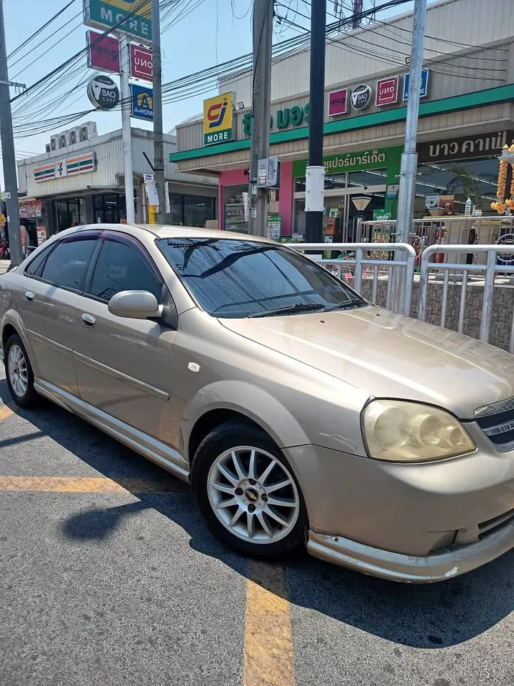 2005 Chevrolet Optra 3