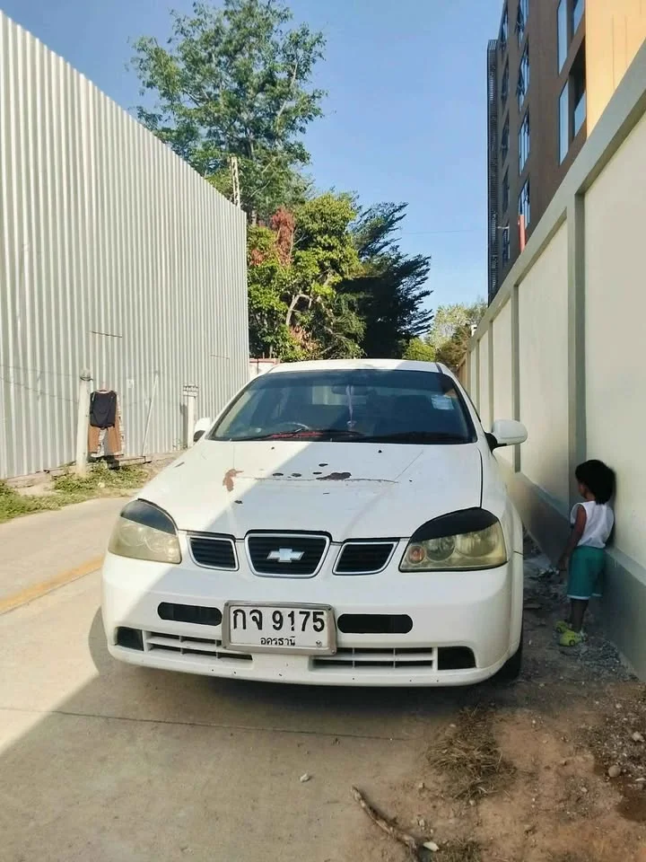 2004 Chevrolet Optra 2