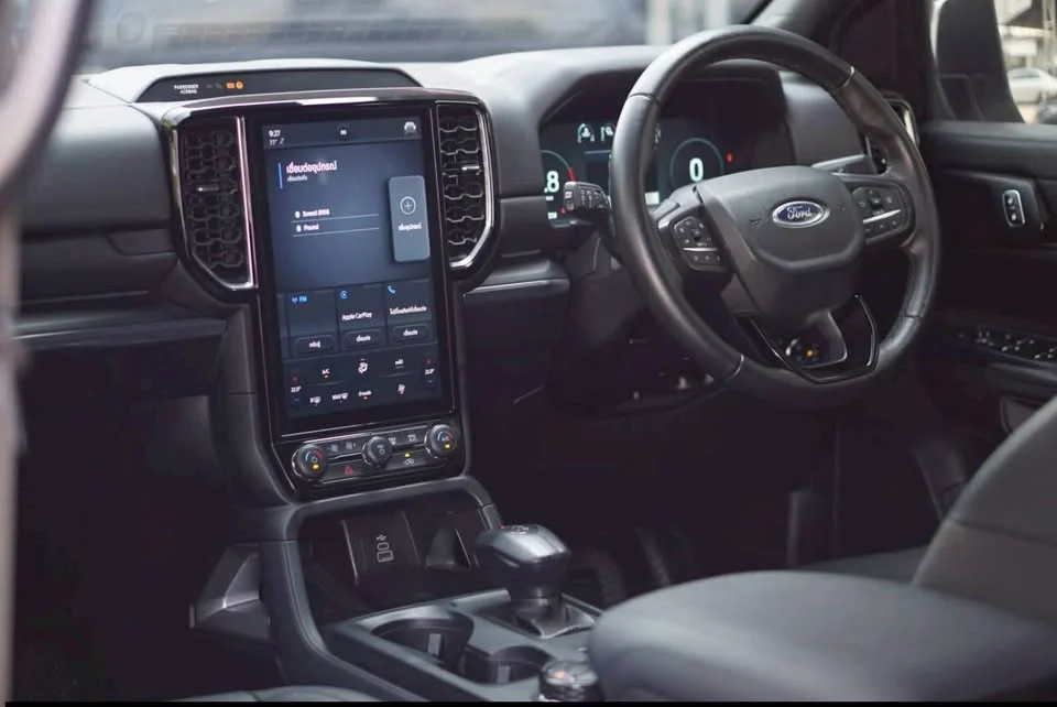 2023 Ford Everest III 3