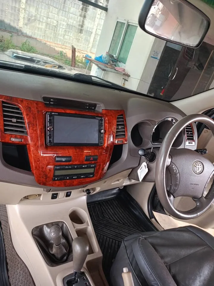 2009 Toyota Fortuner I 3