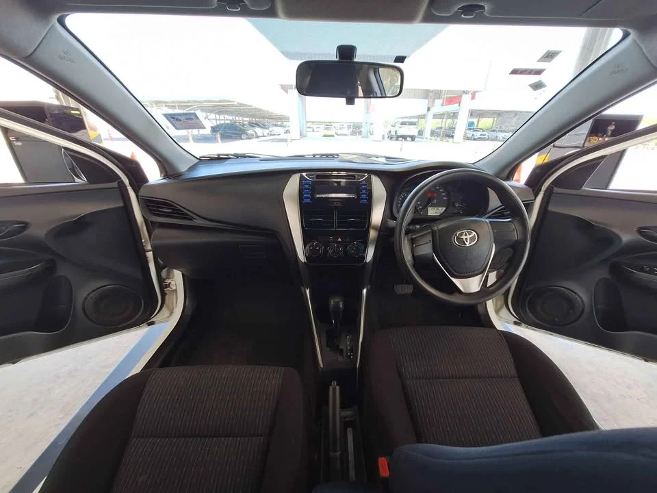 2018 Toyota Yaris ATIV III 2