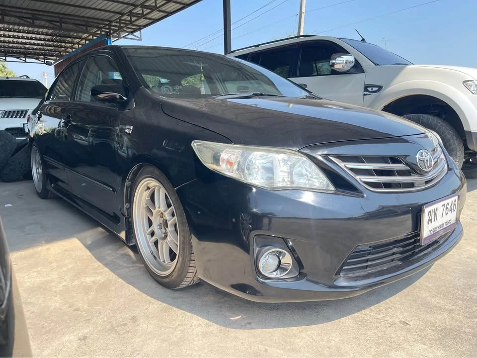2012 Toyota Corolla Altis X (E140) 2