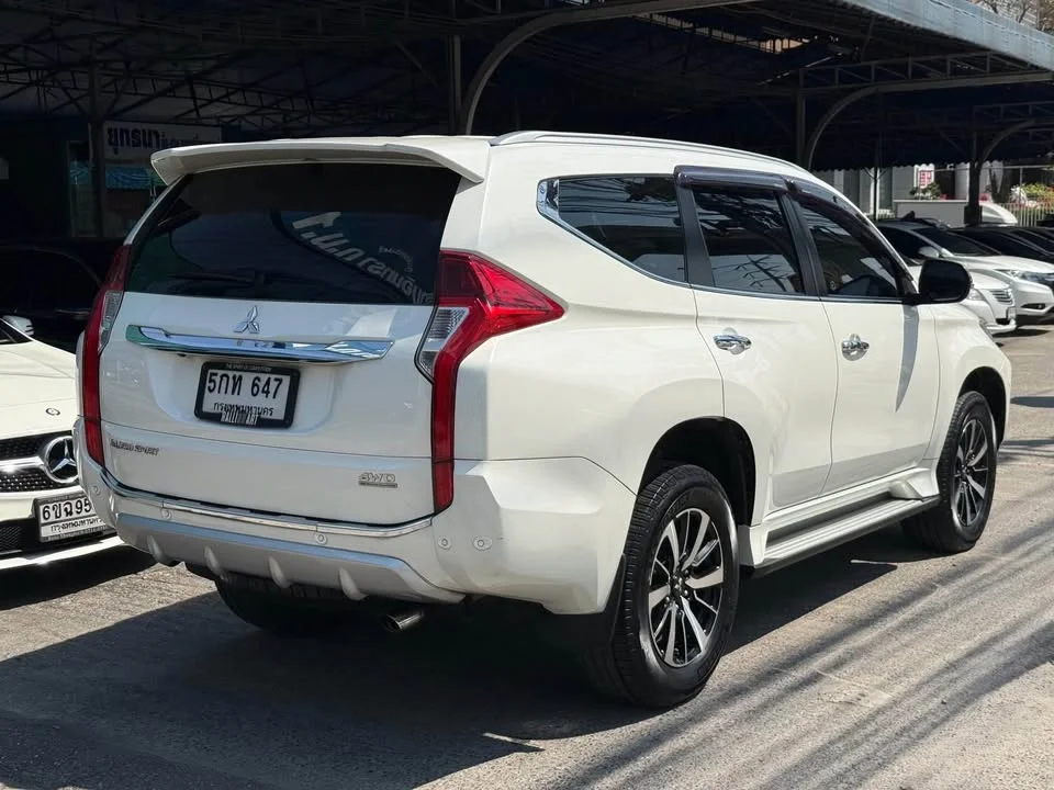 2016 Mitsubishi Pajero Sport III 3