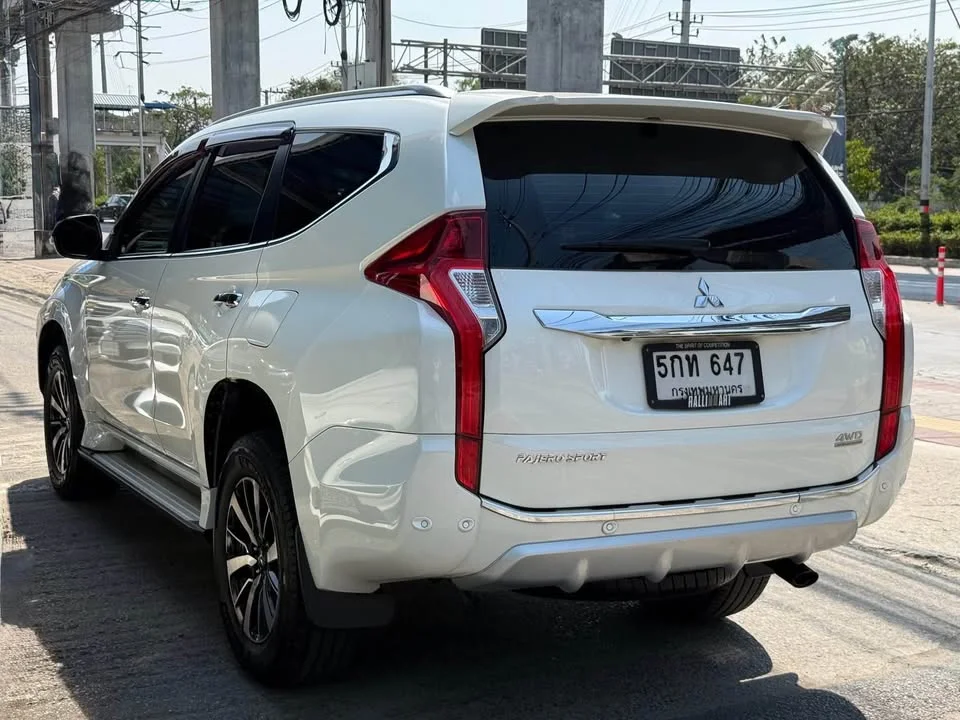 2016 Mitsubishi Pajero Sport III 2