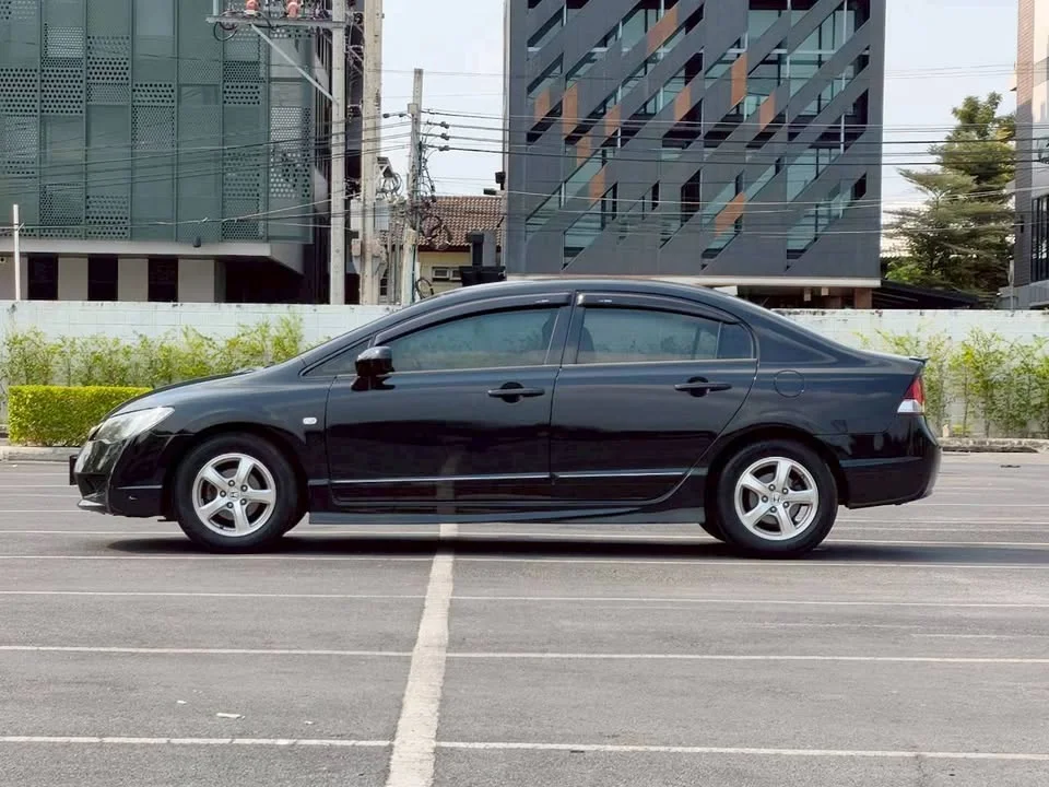 2011 Honda Civic VIII 2