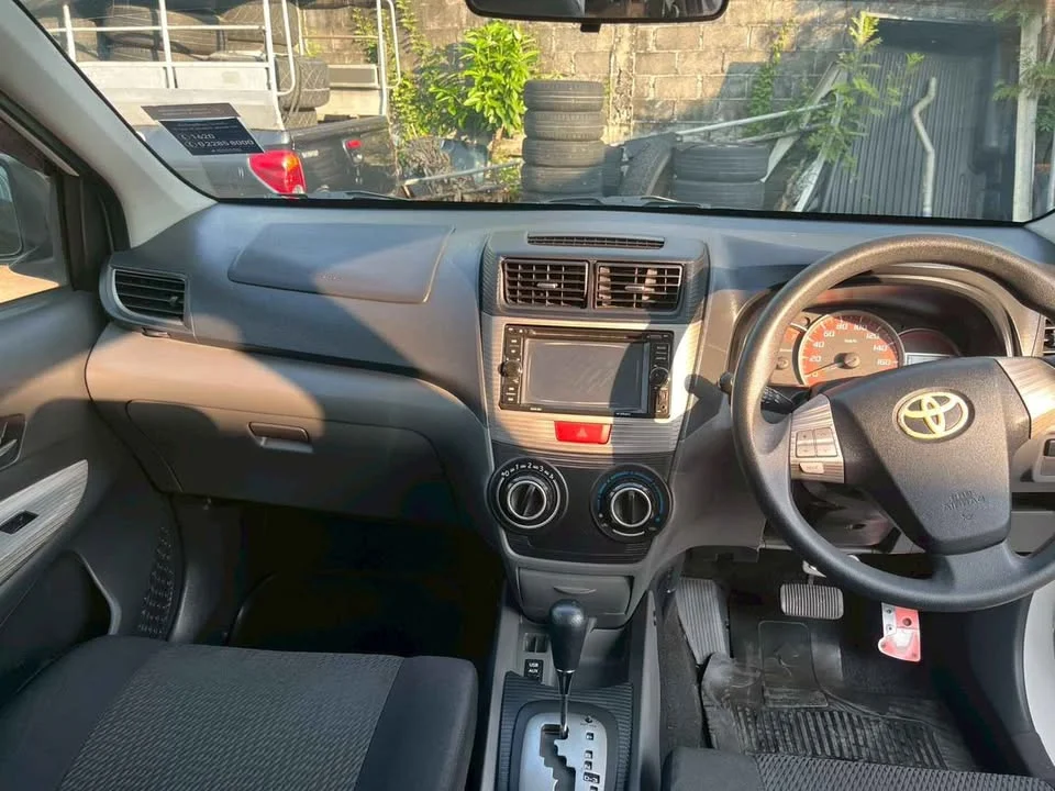 2012 Toyota Avanza II 2