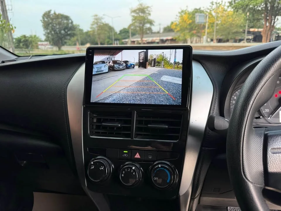 2019 Toyota Yaris ATIV III 2