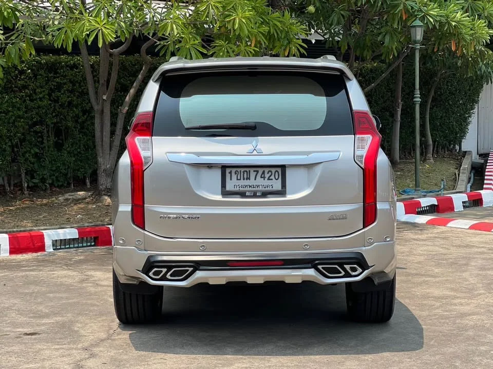 2016 Mitsubishi Pajero Sport III 2