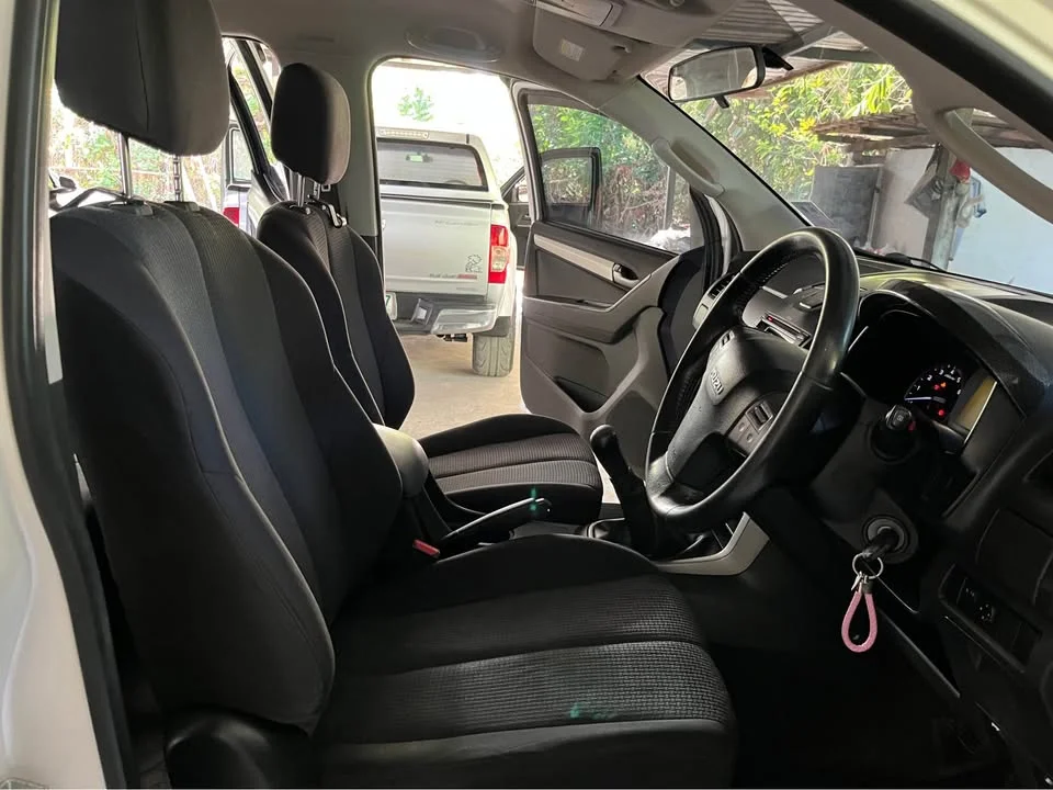 2015 Isuzu D-Max II (RT) 3
