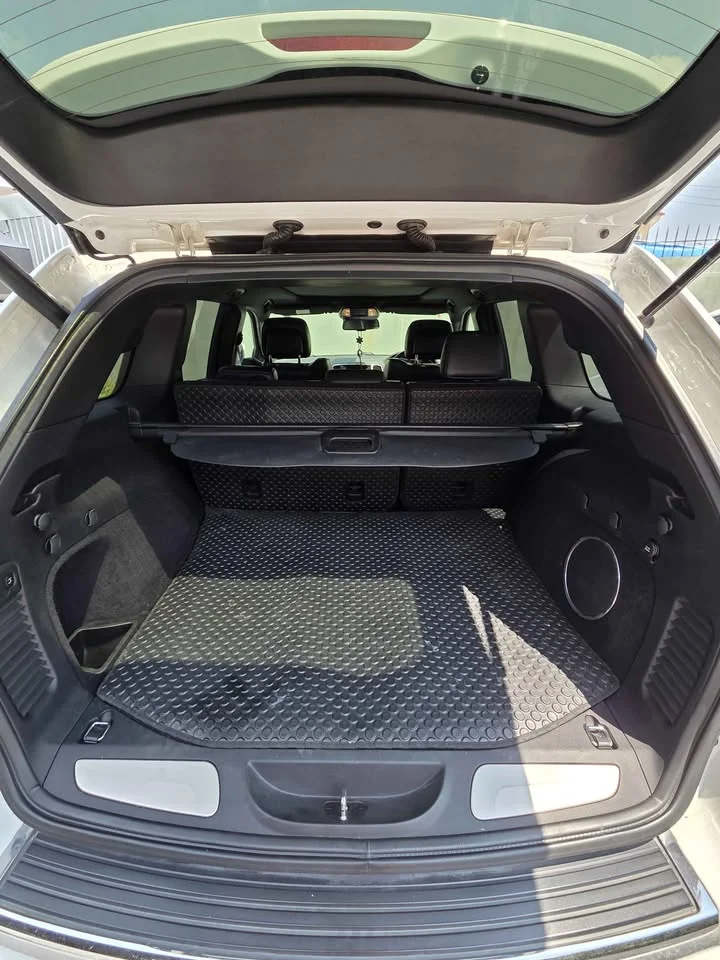 2014 Jeep Grand Cherokee WK2 3