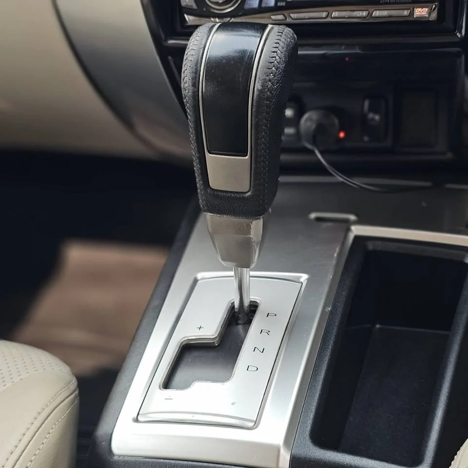 2011 Mitsubishi Pajero Sport II 2