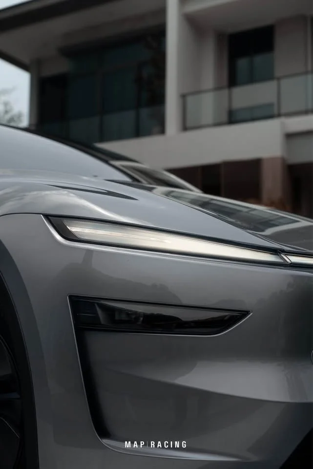 2025 Tesla Model Y 2