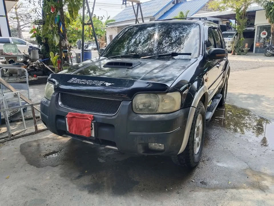 2004 Ford Escape I 3