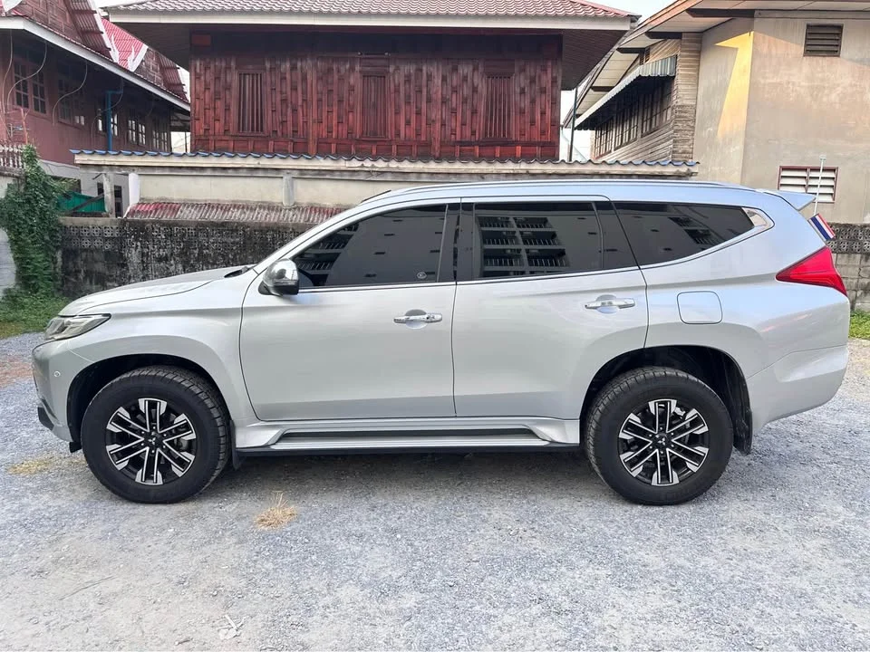 2017 Mitsubishi Pajero Sport III 3