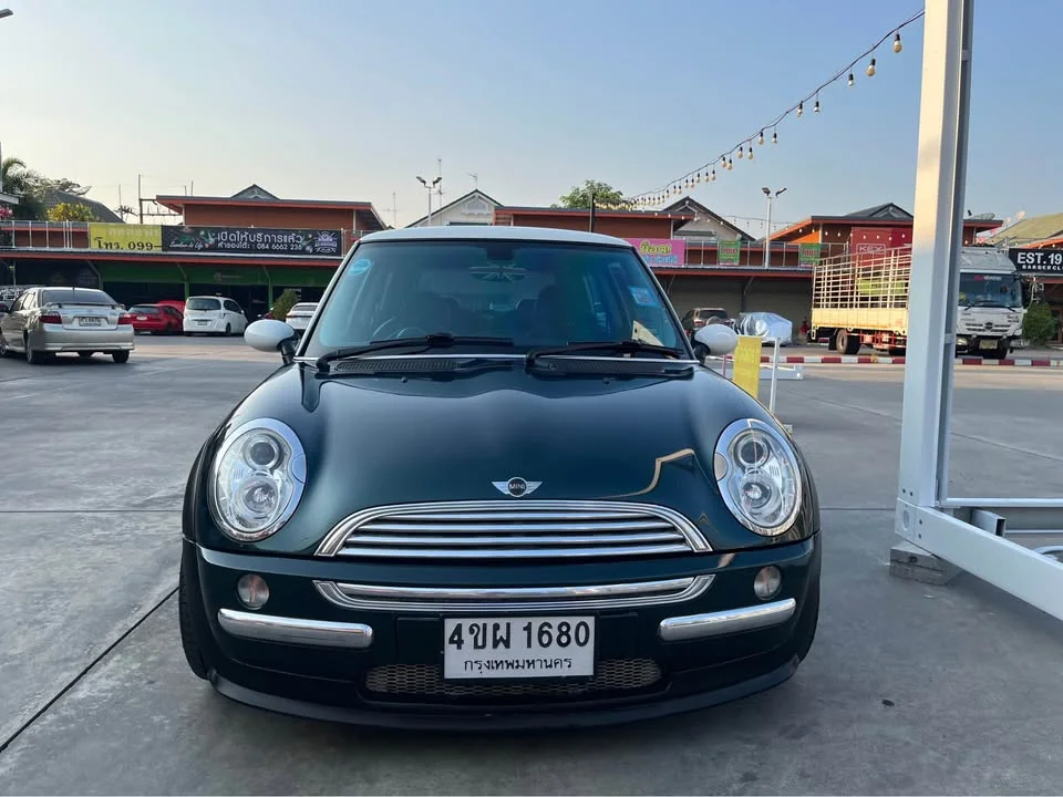 2003 Mini Hatch I 3