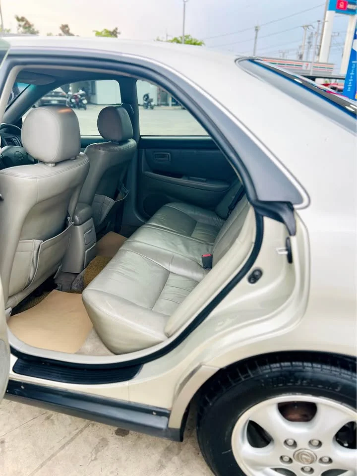 1998 Lexus ES III 3