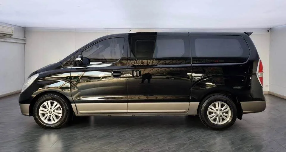 2011 Hyundai H-1 II 3