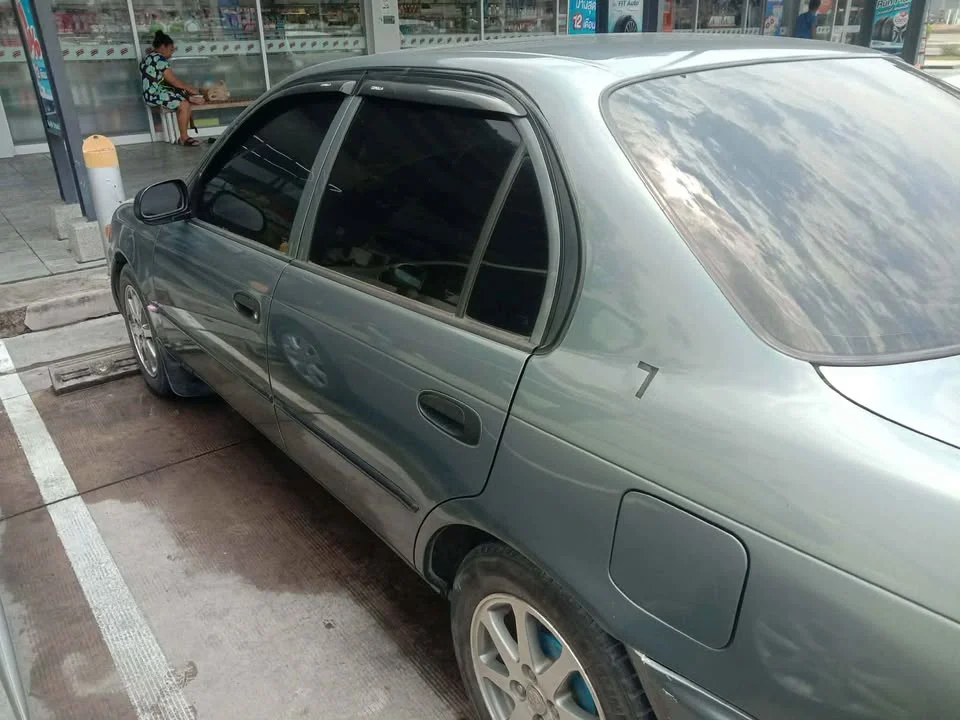 1995 Toyota Corolla Altis VII (E100) 3