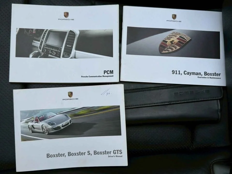 2015 Porsche Boxster and Cayman III 3