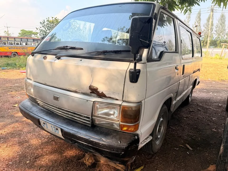 Toyota Commuter III 2