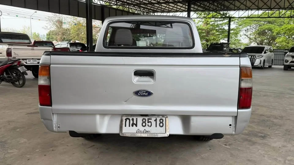 2004 Mazda 2500 Fighter V 3
