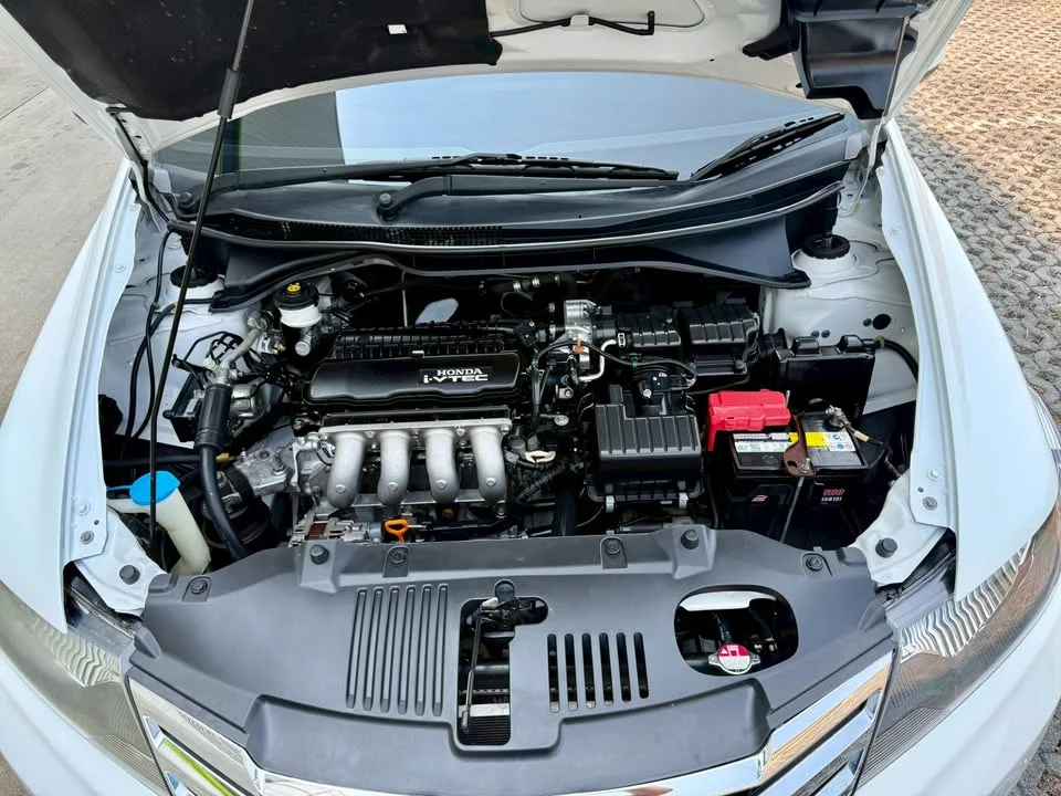 2012 Honda City V 3