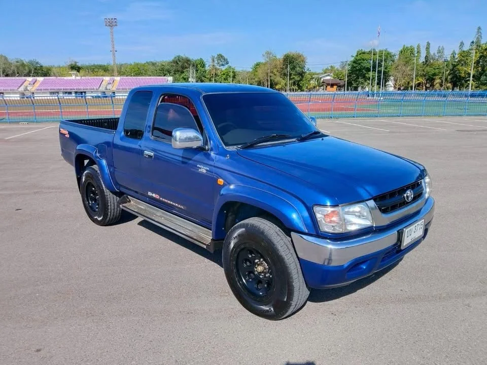 2003 Toyota Hilux Tiger VI 3