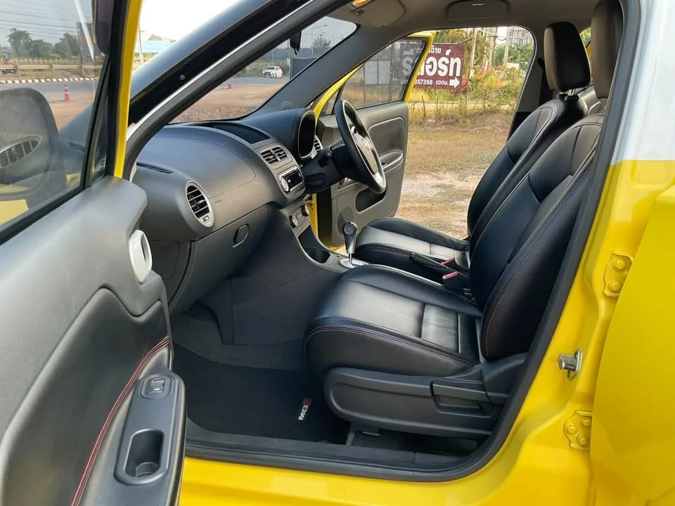2017 MG 3 II 3