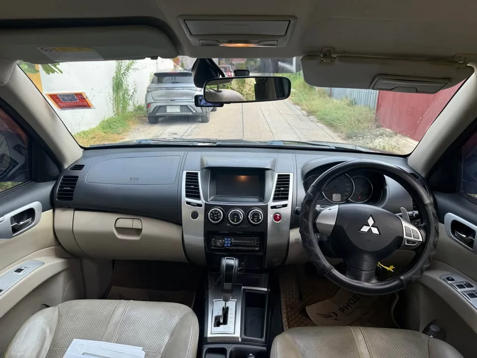 2012 Mitsubishi Pajero Sport II 3