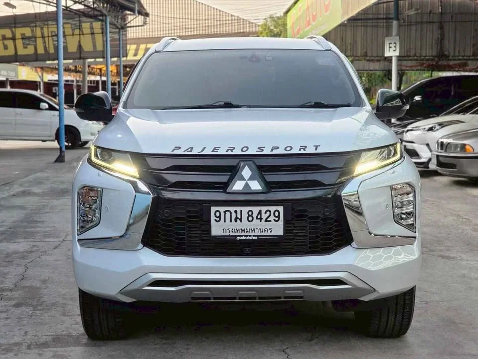 2020 Mitsubishi Pajero Sport III 3