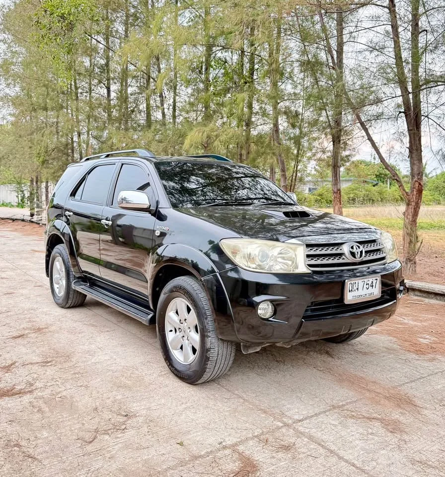 2009 Toyota Fortuner I 3