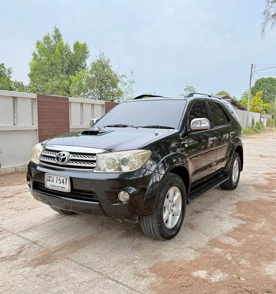 2009 Toyota Fortuner I 2