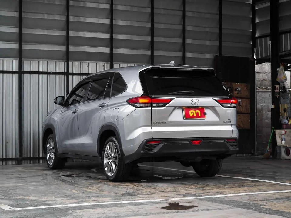 2024 Toyota Innova III 2