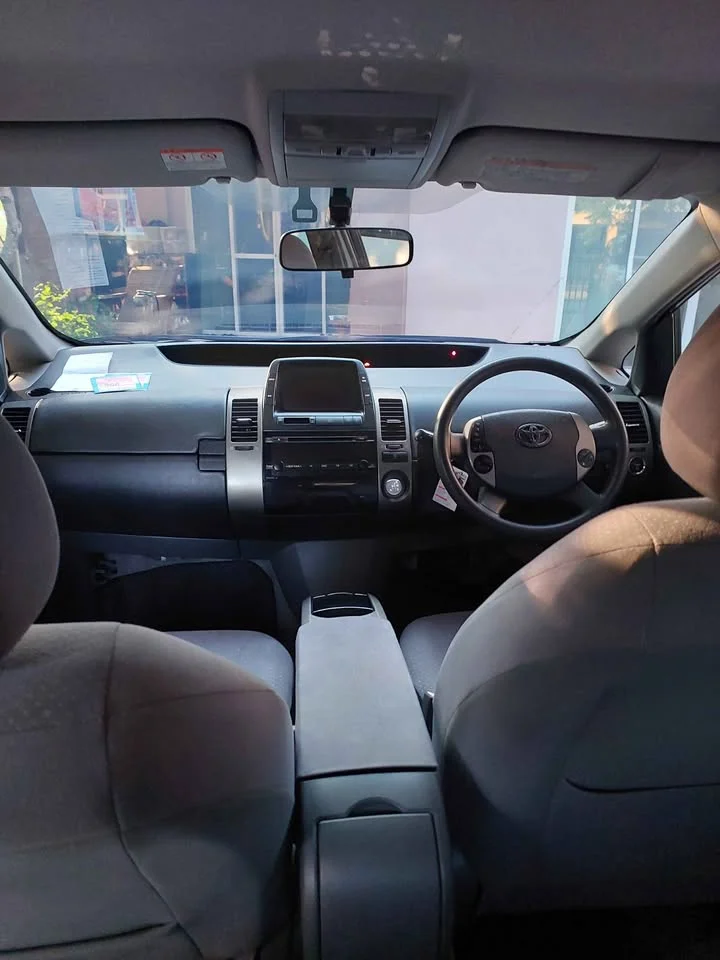 2008 Toyota Prius II 2