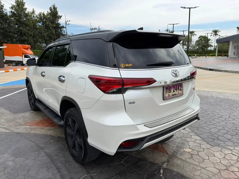 2016 Toyota Fortuner II 2