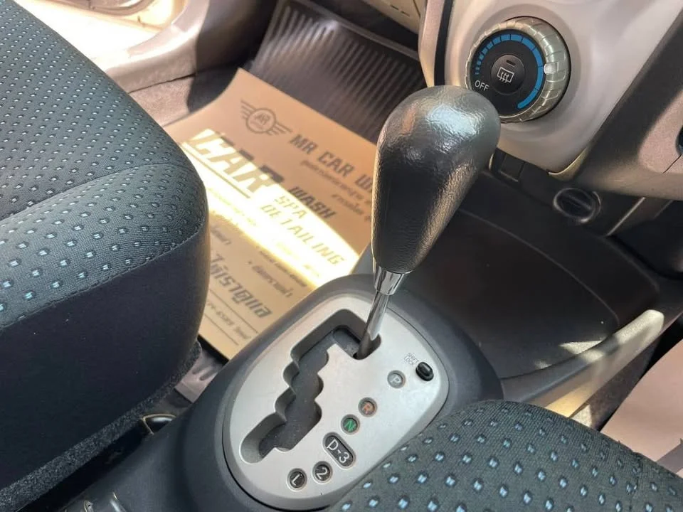 2008 Toyota Yaris II 3