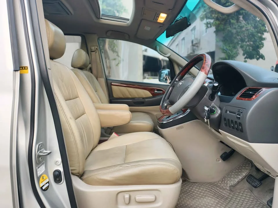 2004 Toyota Alphard, Vellfire I (AH10) 3