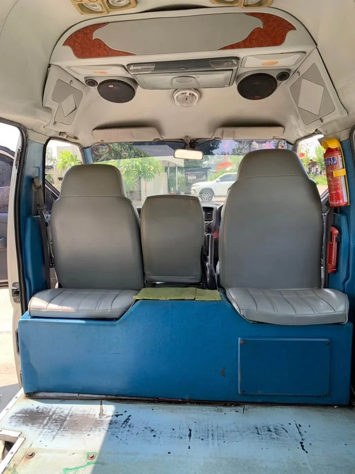 2003 Nissan Urvan V (E25) 2