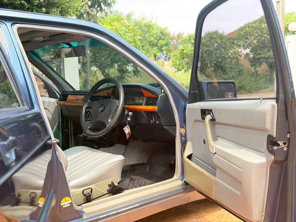 1992 Benz C-Class W201 (190, 190E, 190D) 3