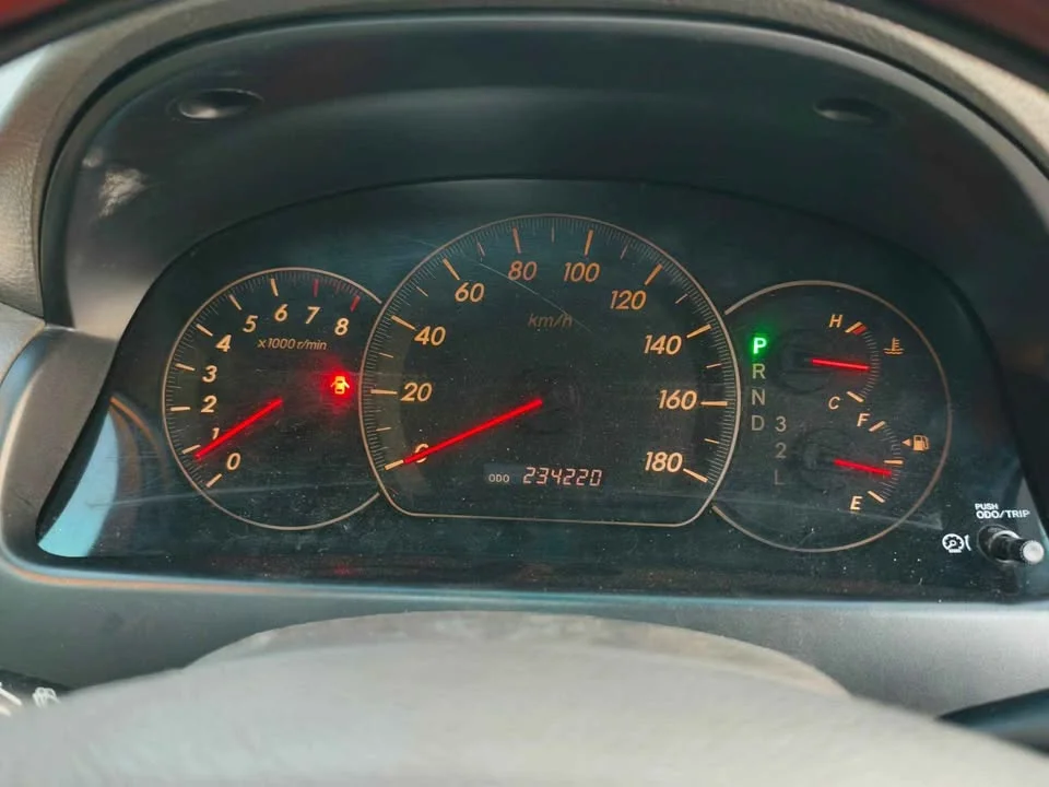 2004 Toyota Alphard, Vellfire I (AH10) 2