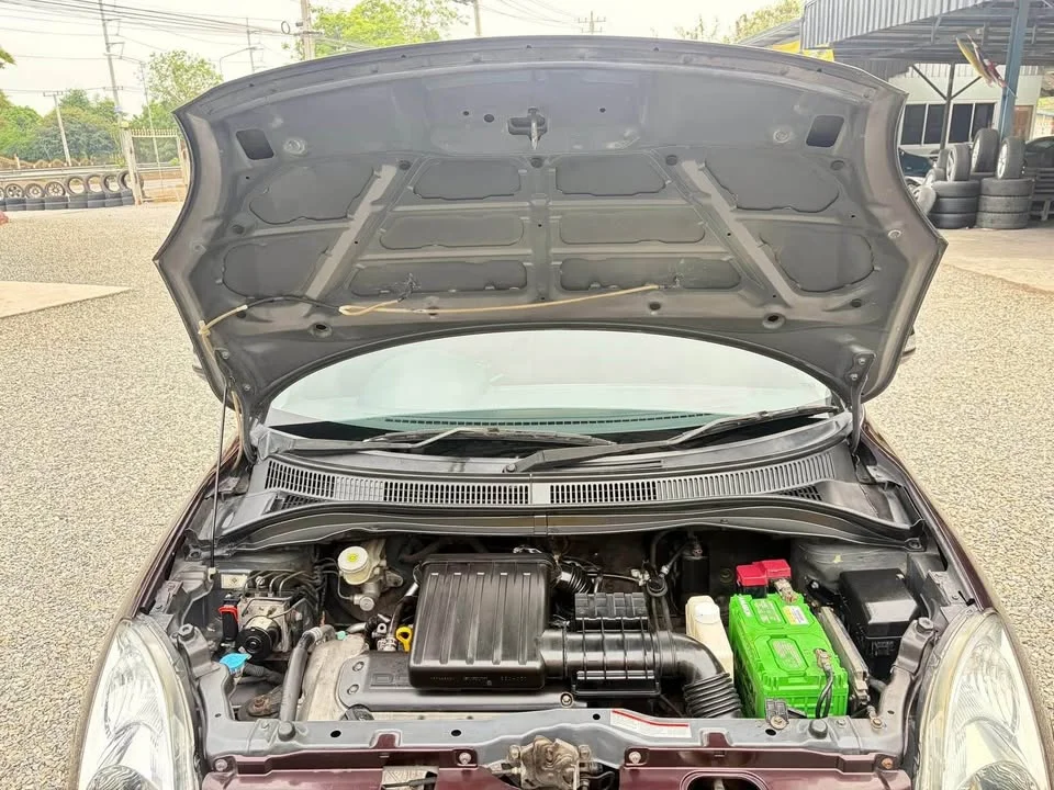 2012 Suzuki Swift I 3