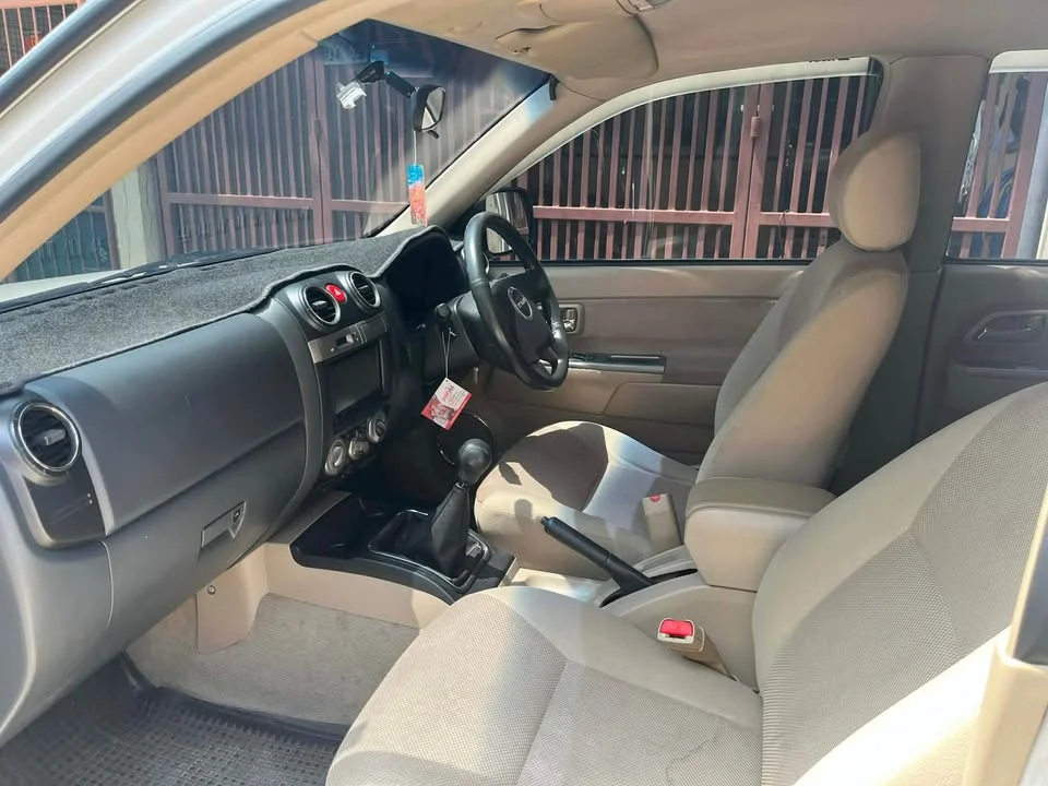 2011 Isuzu D-Max I 3