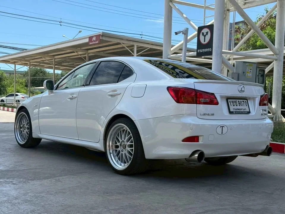 2007 Lexus IS II 2